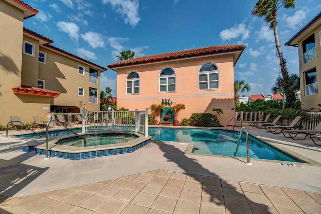 Bradenton Beach Resort Style Getaway-Walk To Beach מראה חיצוני תמונה